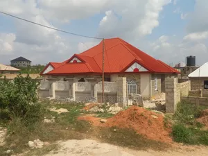 Furnished 8bdrm House in Atonsu Esereso, Kumasi Metropolitan for sale