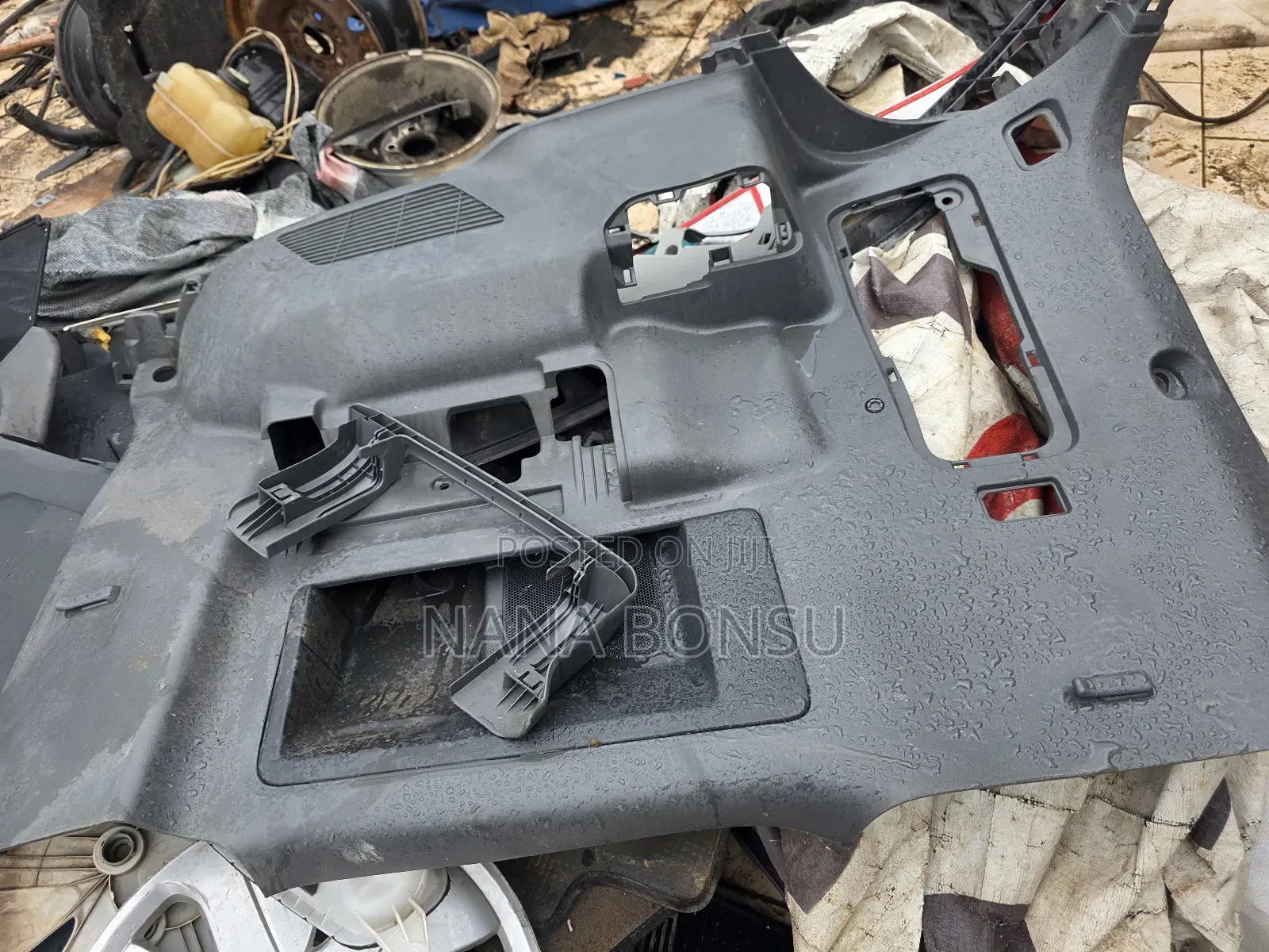 Toyota Voxy Inside Rubber Panels