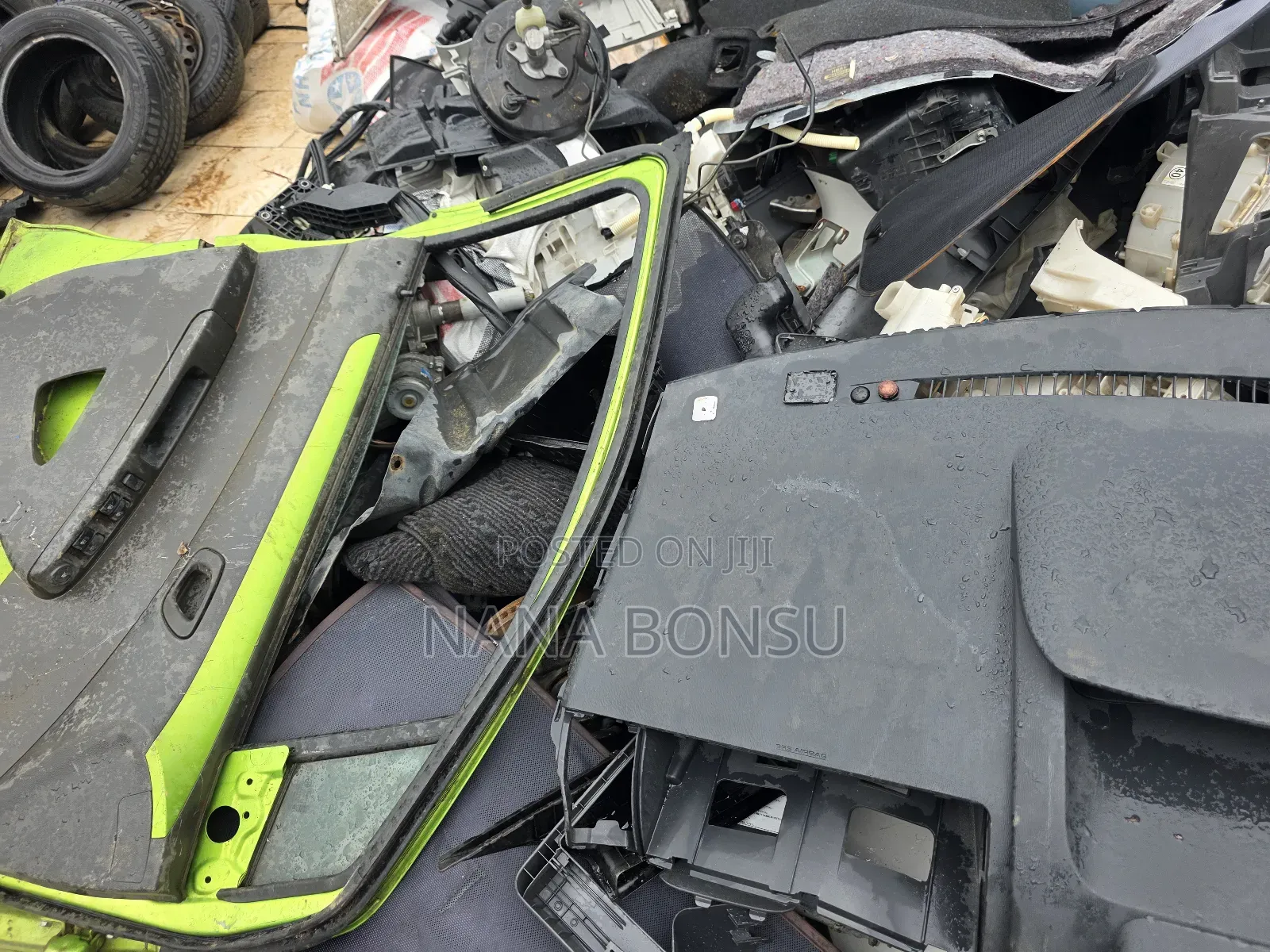 Toyota Voxy Inside Rubber Panels