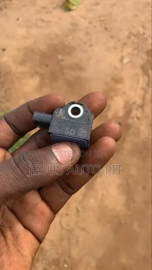 Honda CRV Front Impact Crash Sensor (2023-2025) Oe 779303v0b11