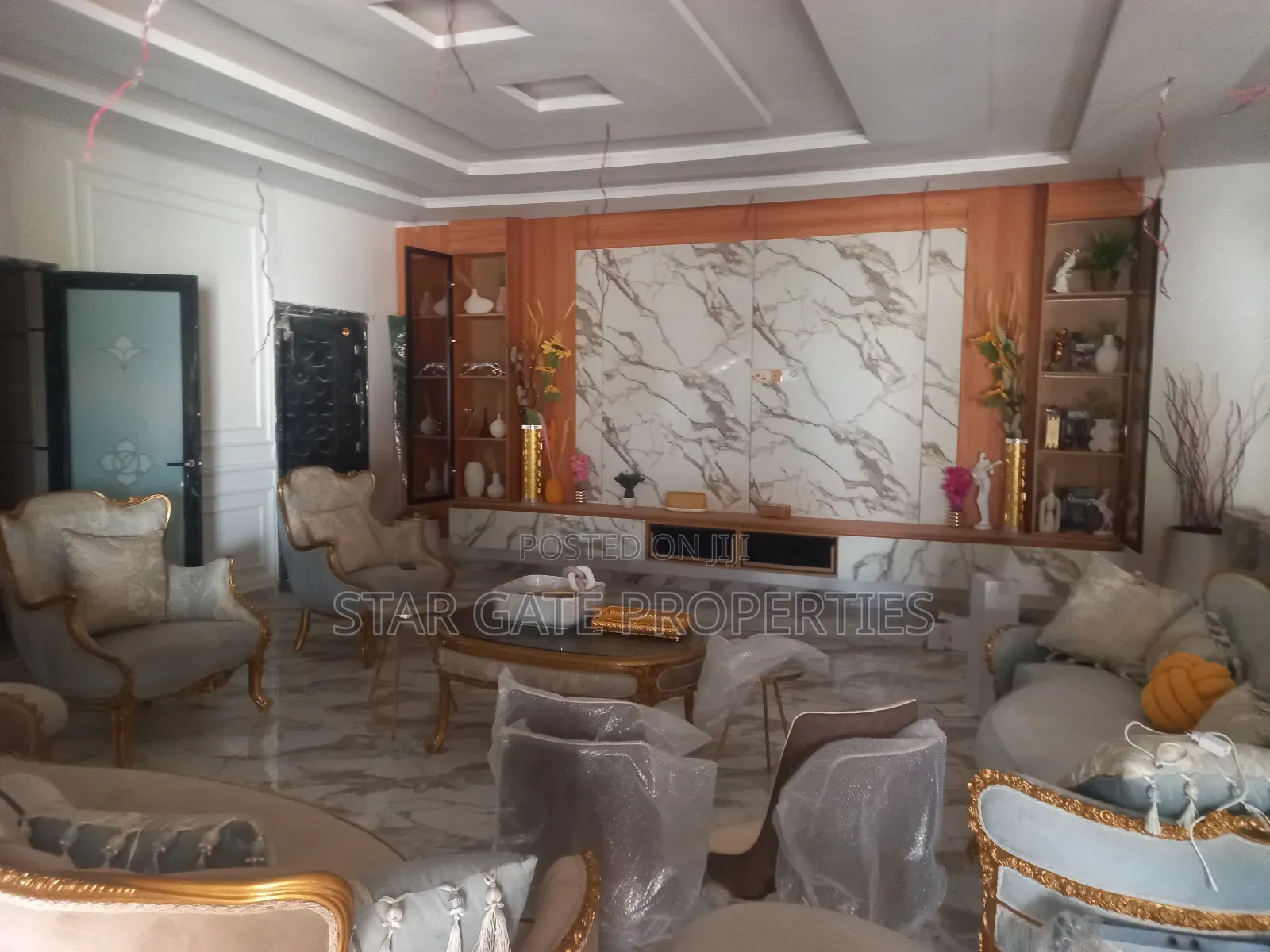 Furnished 8bdrm House in Atonsu Esereso, Kumasi Metropolitan for sale