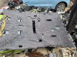Toyota Voxy Floor Cover