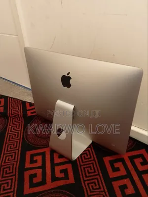 Desktop Computer Apple iMac 8GB Intel Core I5 SSD 1T