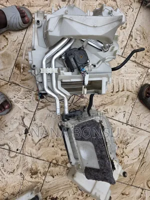 Toyota Voxy Complete Evaporator