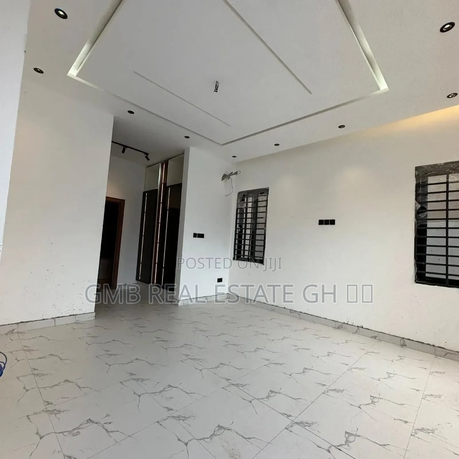 3bdrm House in Lakeside Estate for sale