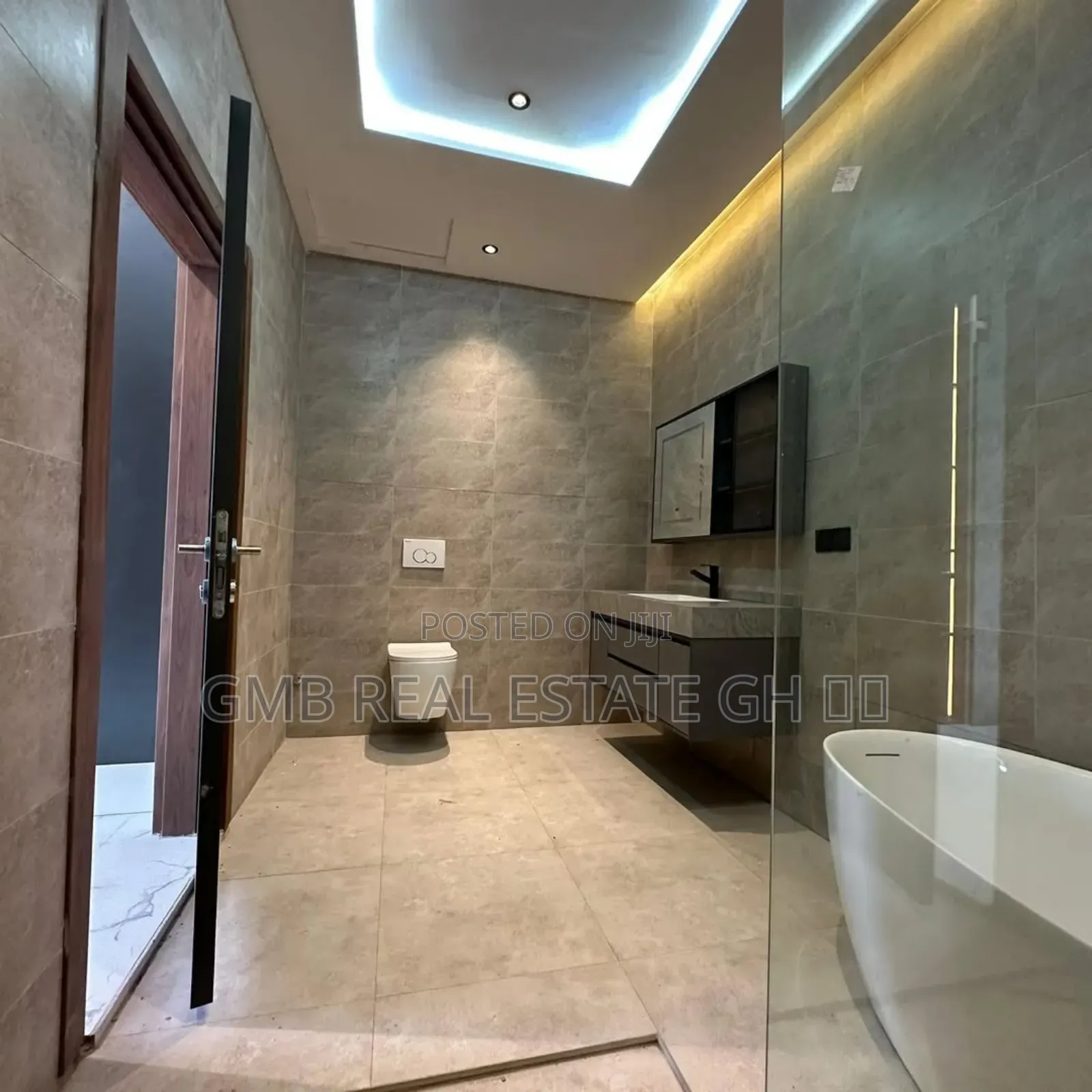 3bdrm House in Lakeside Estate for sale