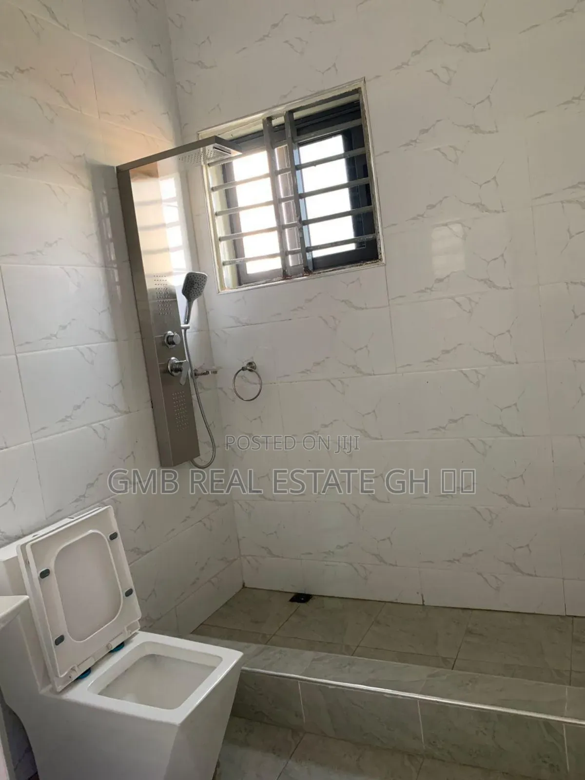 3bdrm House in Ofankor Barrier for sale