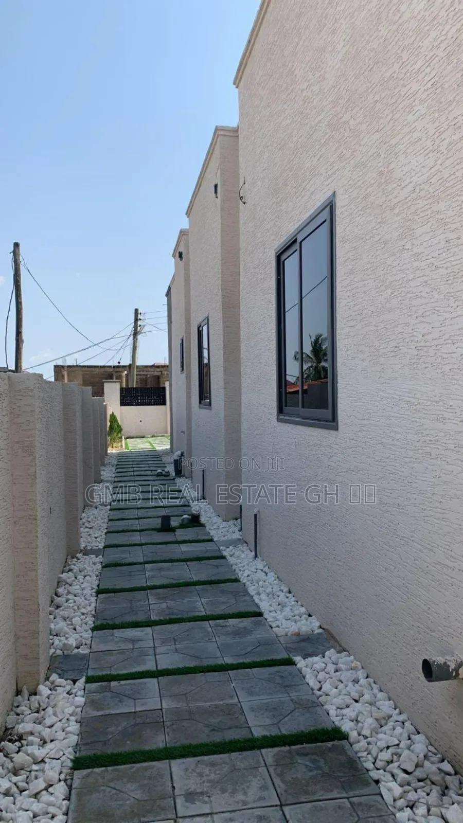 3bdrm House in Ofankor Barrier for sale
