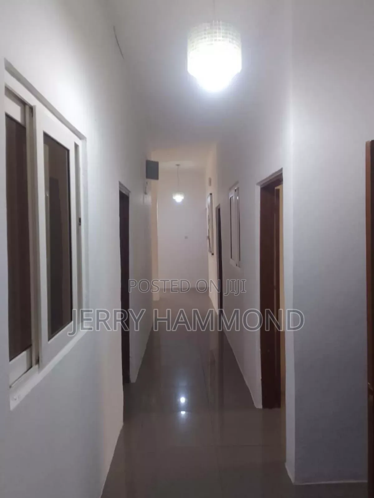 4bdrm House in Manet Estate  Inside, New Town for rent