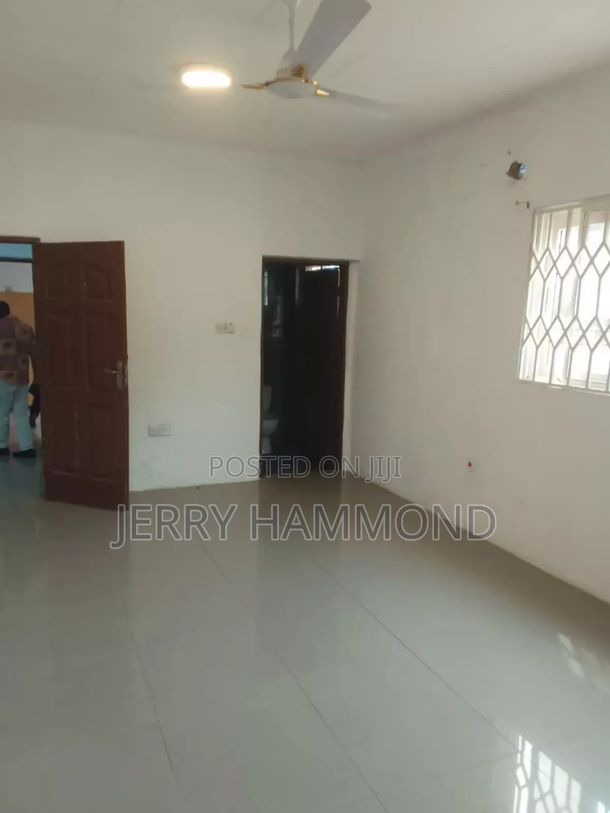 4bdrm House in Manet Estate  Inside, New Town for rent