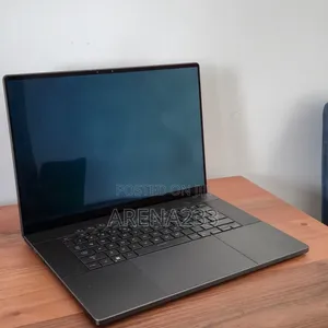 Laptop Asus ROG Zephyrus G16 32GB Intel Core Ultra 9 SSD 1T