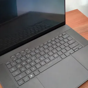 Laptop Asus ROG Zephyrus G16 32GB Intel Core Ultra 9 SSD 1T