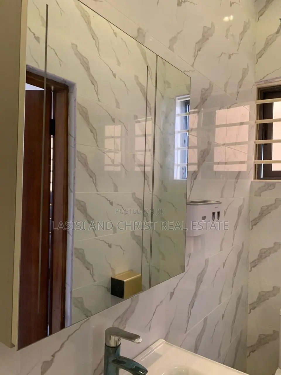 Furnished 2bdrm House in Lasisi And Christ, Amasaman for sale