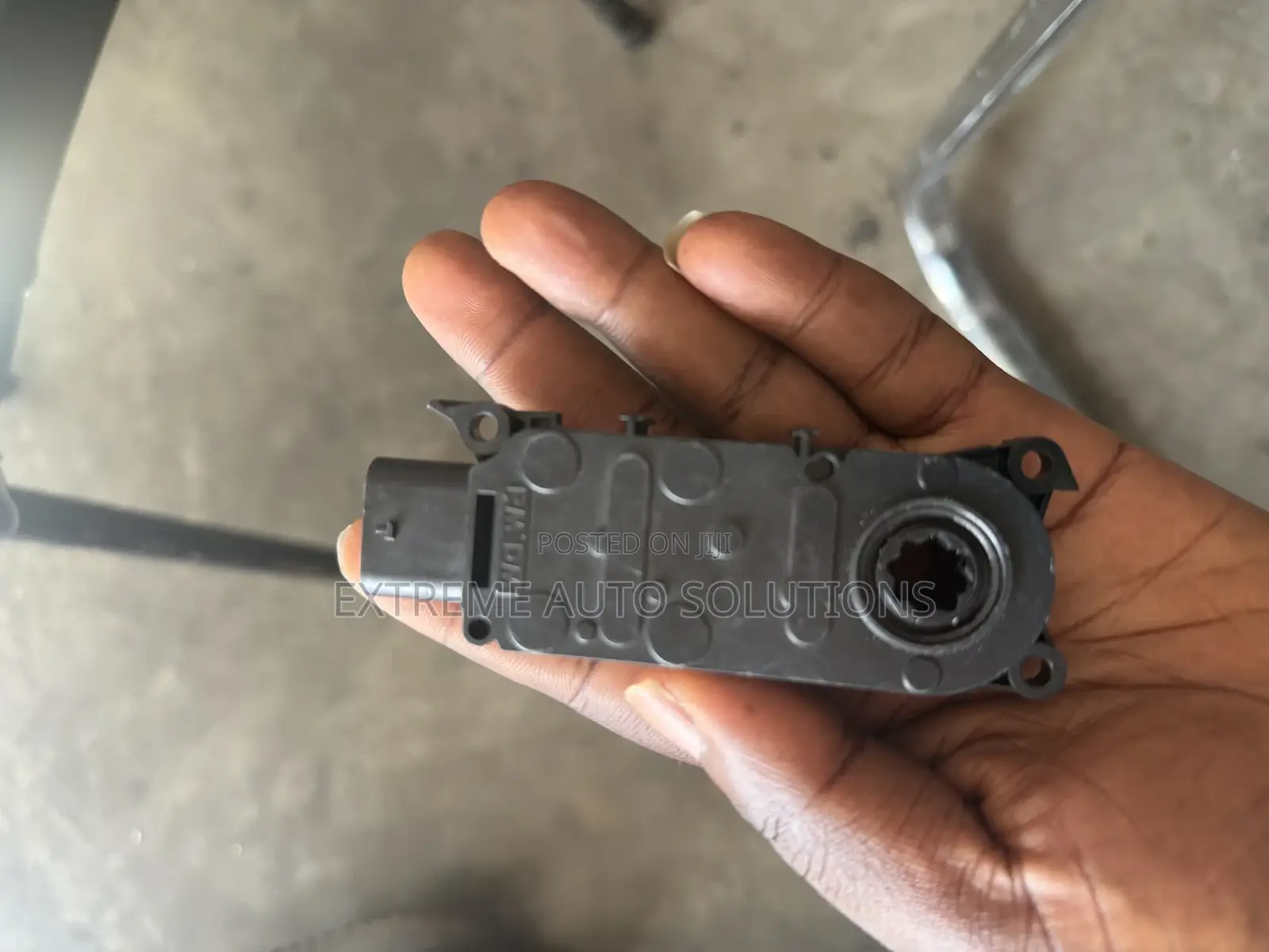 Honda Accord 2023 Shutter Grille Motor