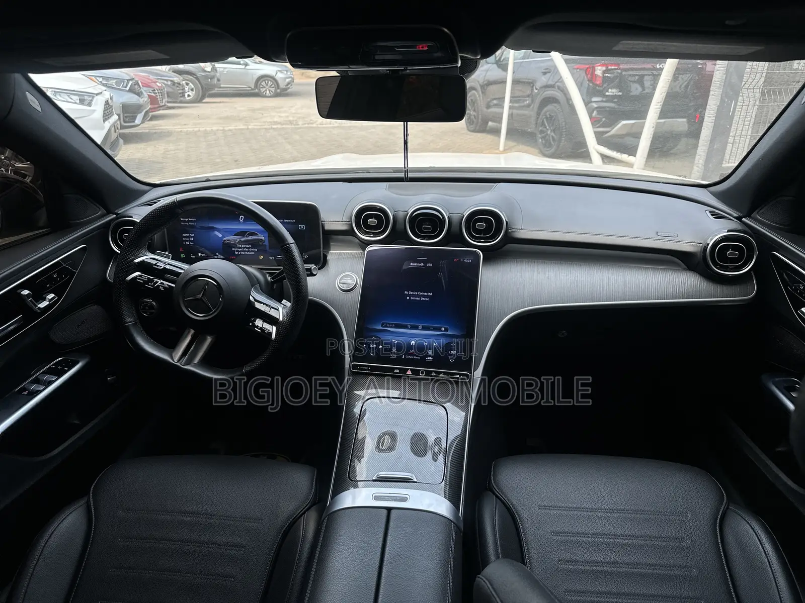 Mercedes-Benz C300 2024 White