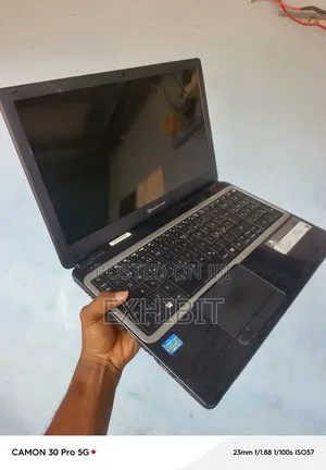 Laptop Packard Bell 4GB Intel Core i3 HDD 500GB