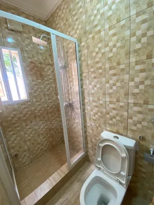 3bdrm House in Ayi Mensah, Oyarifa for sale