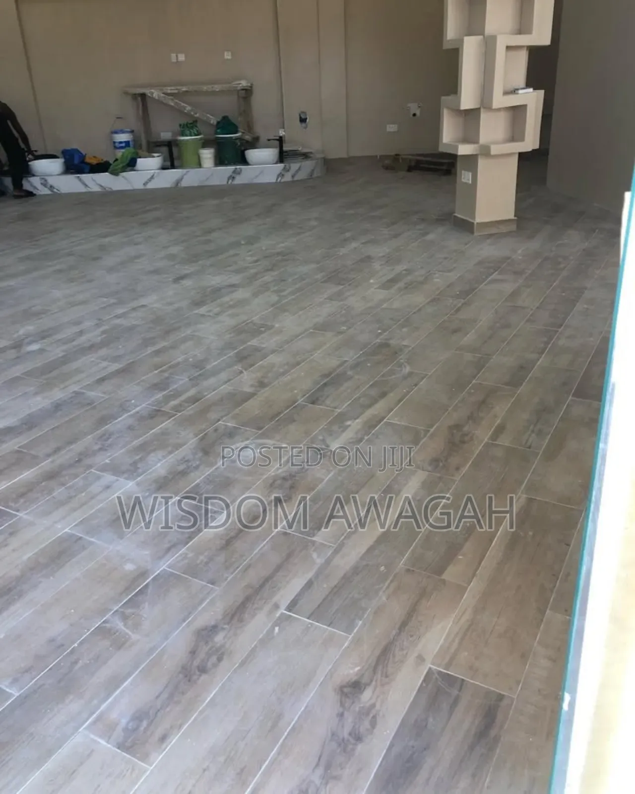 Vinyl Tiles Self Adhesive