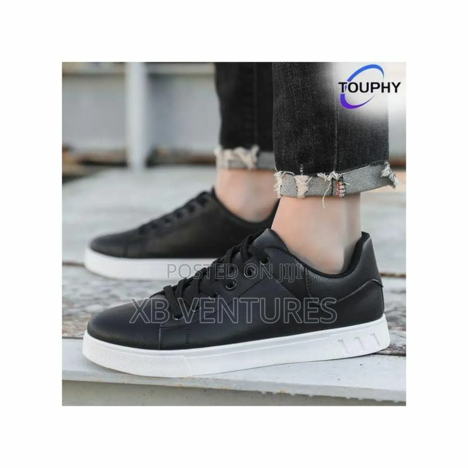 Bold Looks Lace Up
Men's Canvas Shoes
Sneakers