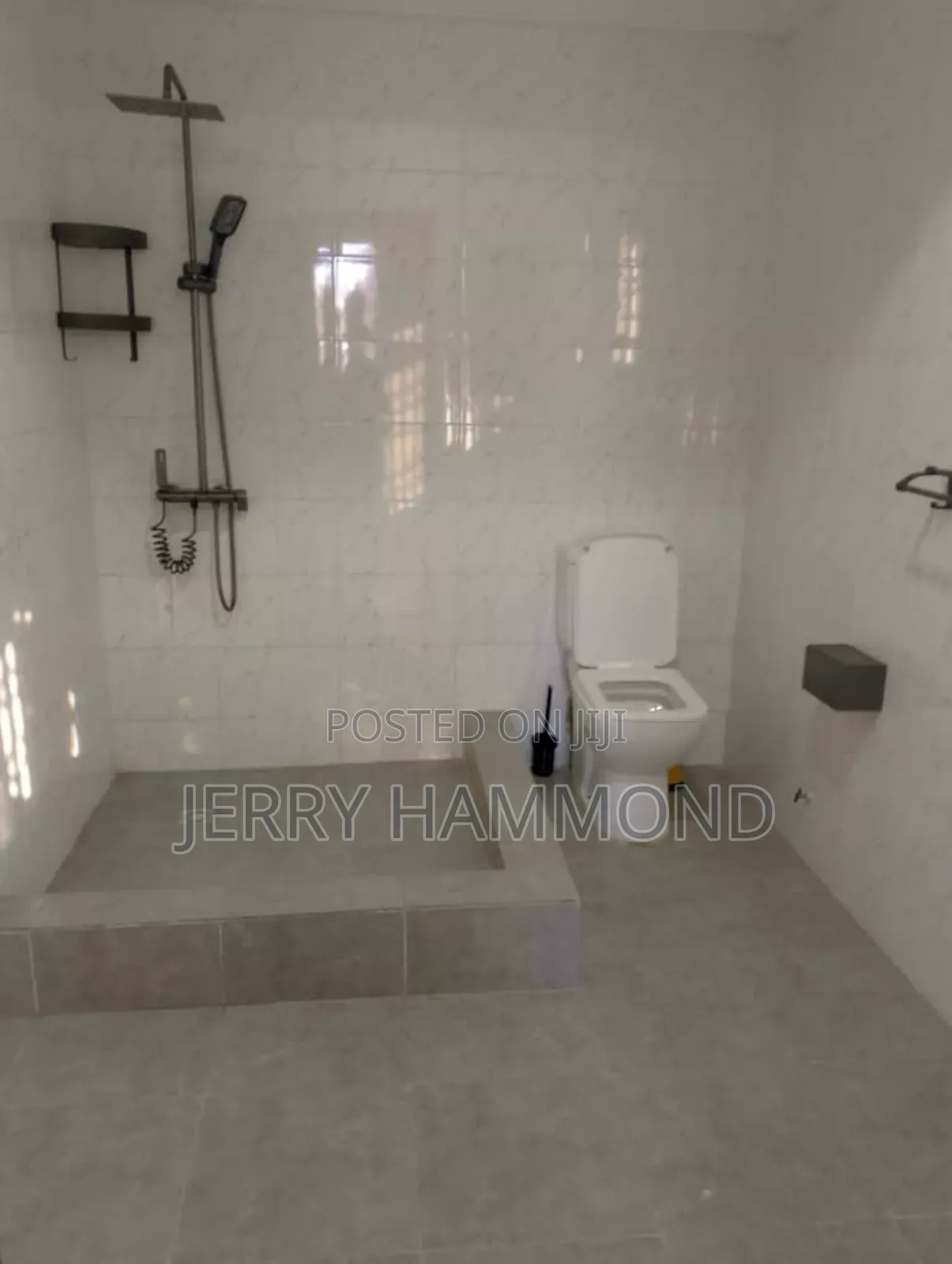 3bdrm Apartment in Addogonno In A Seren for rent
