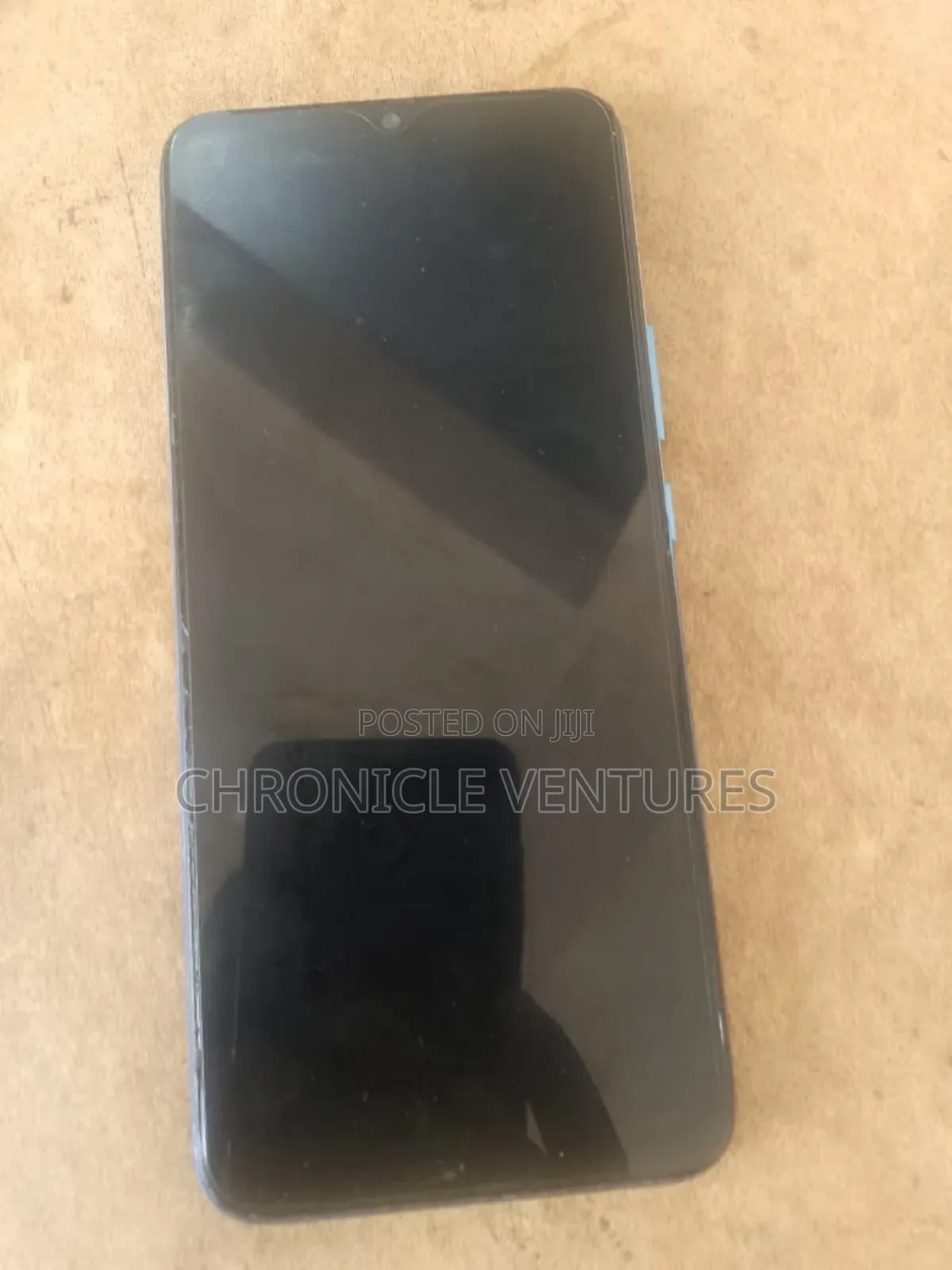 Infinix Hot 10 Play 32 GB Blue
