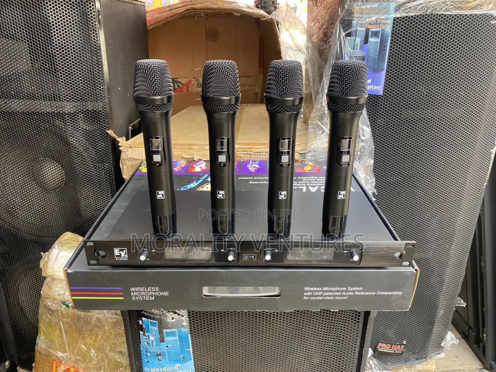 Electro-Voice (Ev) Blx9500 Vocal Uhf Wireless Microphone