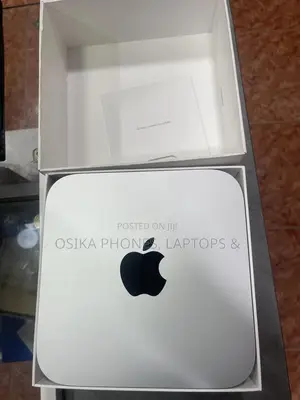 New Desktop Computer Apple Mac Mini M2 8GB Intel Core i7 SSD 256GB