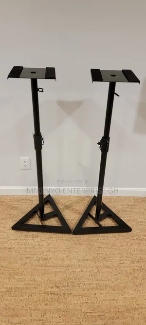 Studio Monitor Stand