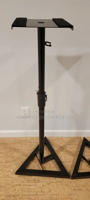 Studio Monitor Stand