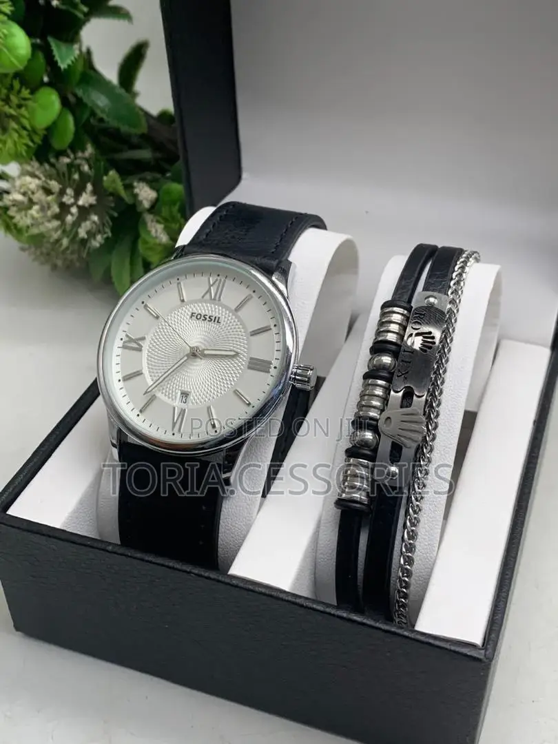 Watch With Leather Bracelet for Men