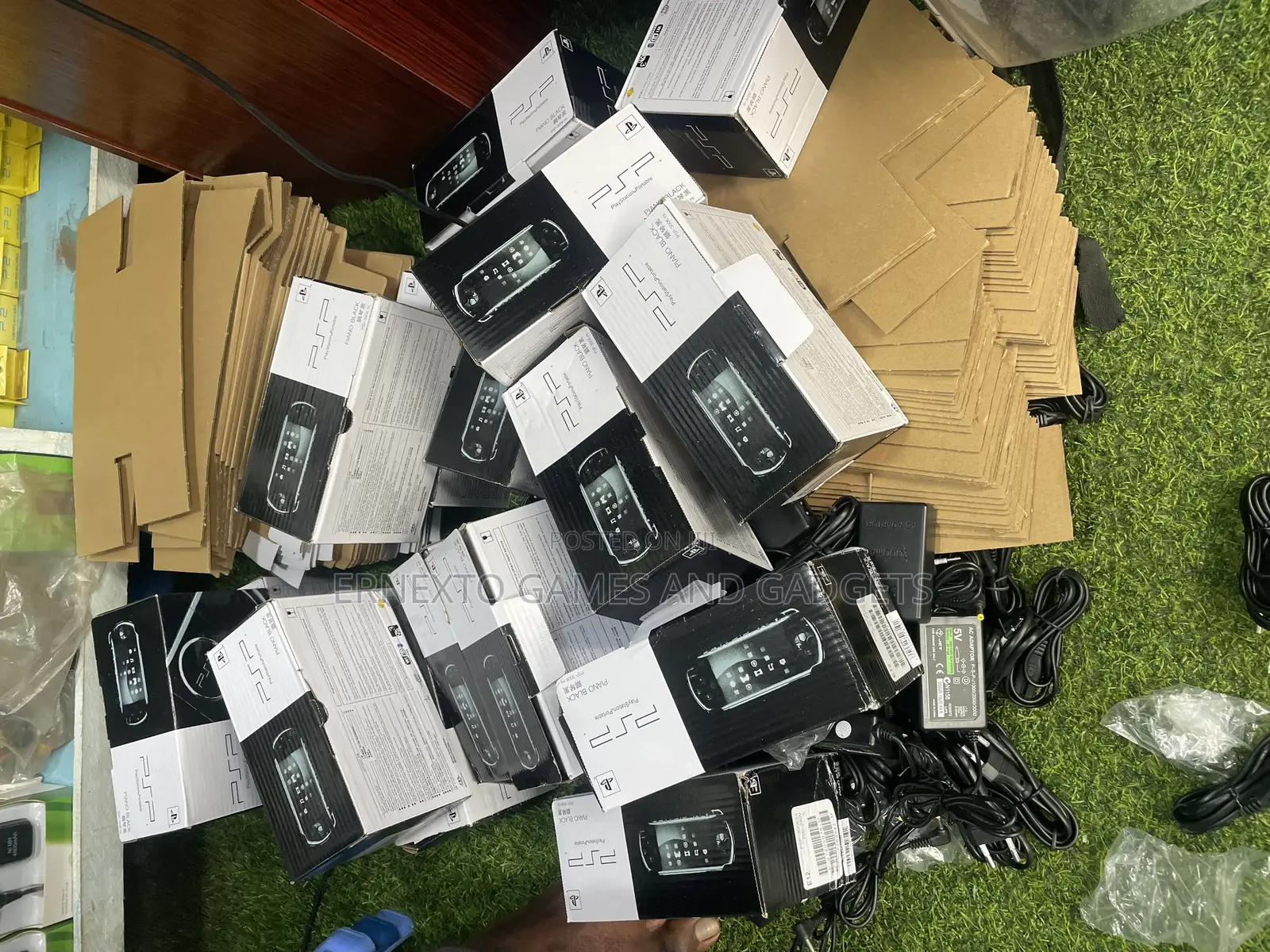 PSP Loaded With 20 Games