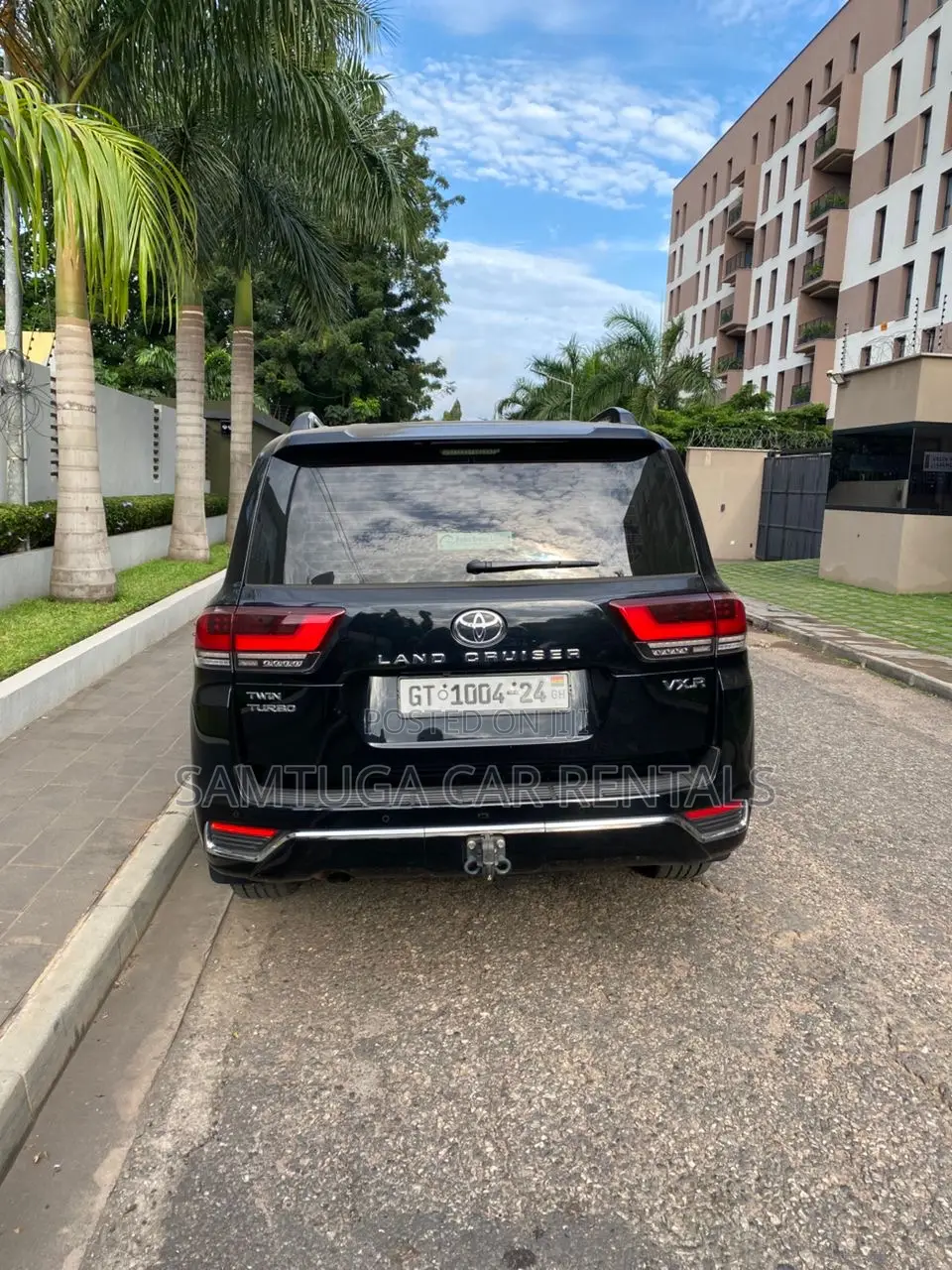 Toyota Land Cruiser Rent