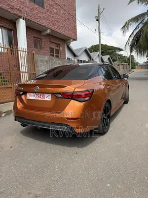 Nissan Sentra SR 2023 Orange