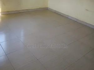 3bdrm Apartment in Ellyrealservices, Lake Side Estate for rent
