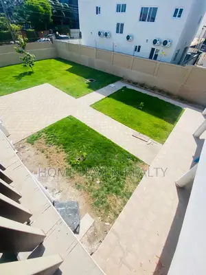 6bdrm House in Airport West for sale