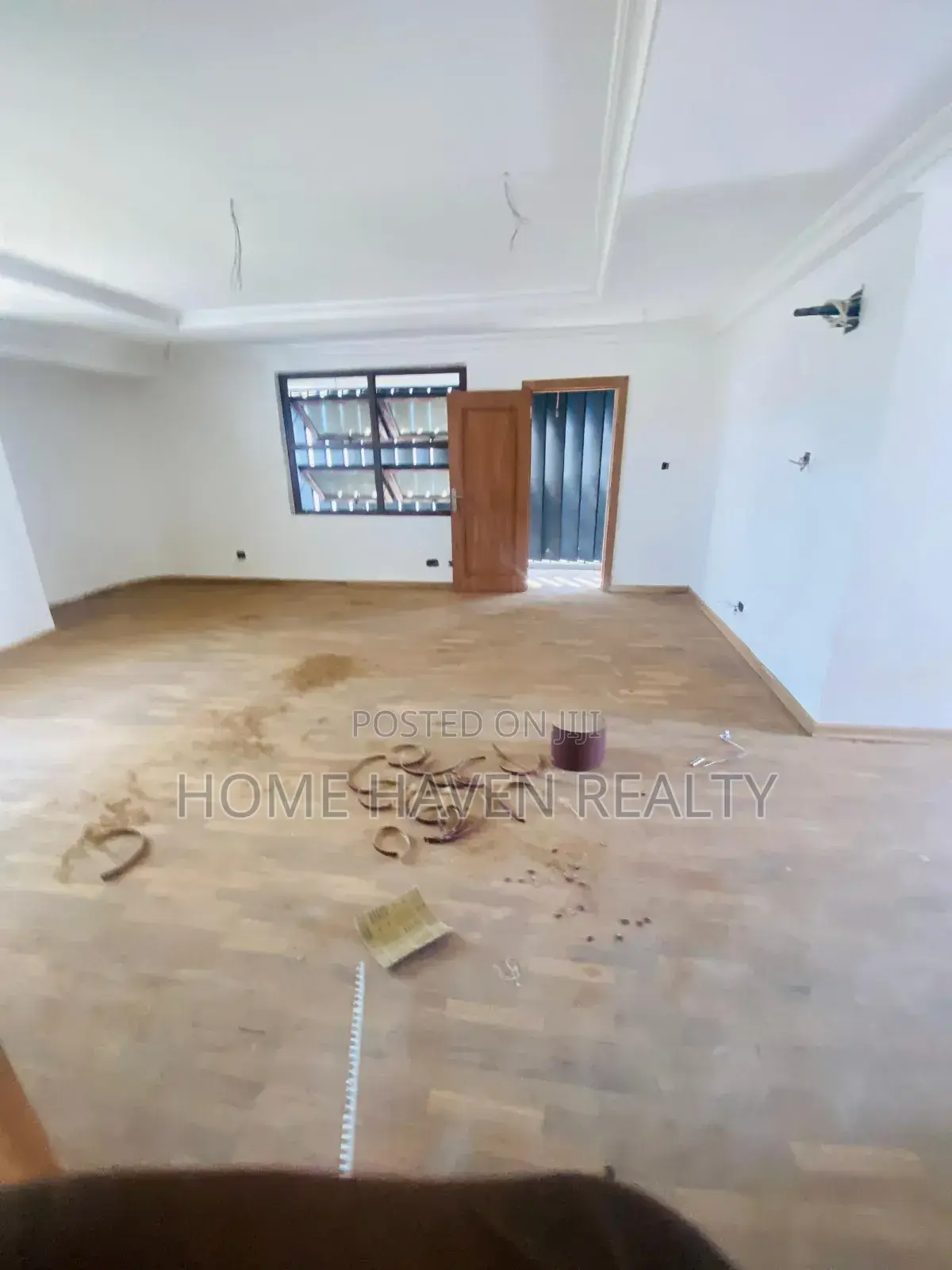 6bdrm House in Airport West for sale