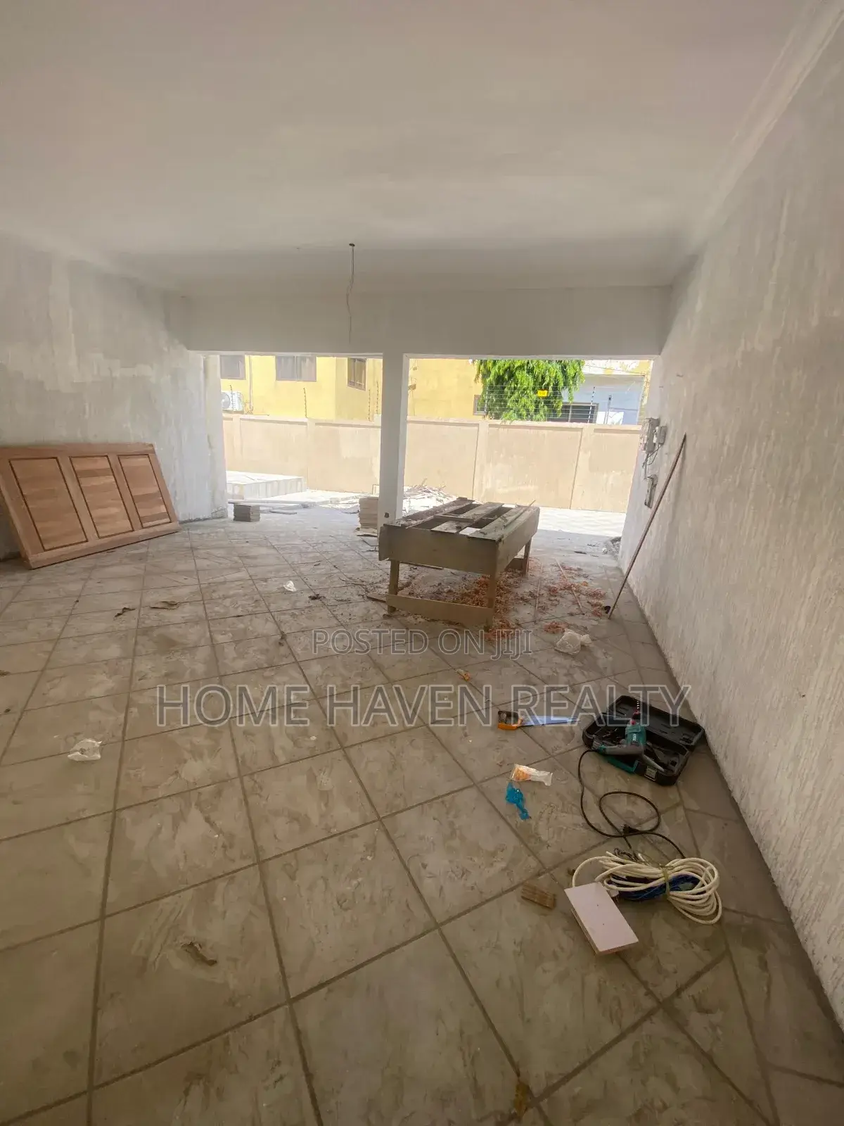 6bdrm House in Airport West for sale