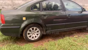 Volkswagen Passat 1.8 1997 Green