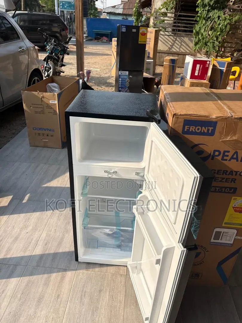 Pearl 90l Refrigerator Neat Durable Build