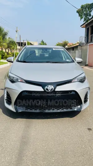 Toyota Corolla SE Special Edition 4dr Sedan (1.8L 4cyl CVT) 2017 Silver