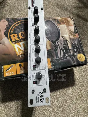 DBX 286s Microphone Pre-Amp