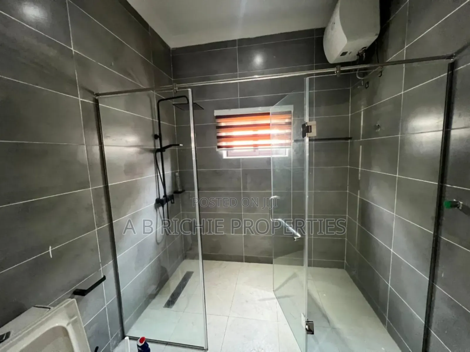 4bdrm House in Ab Richie Properties, East Legon for rent