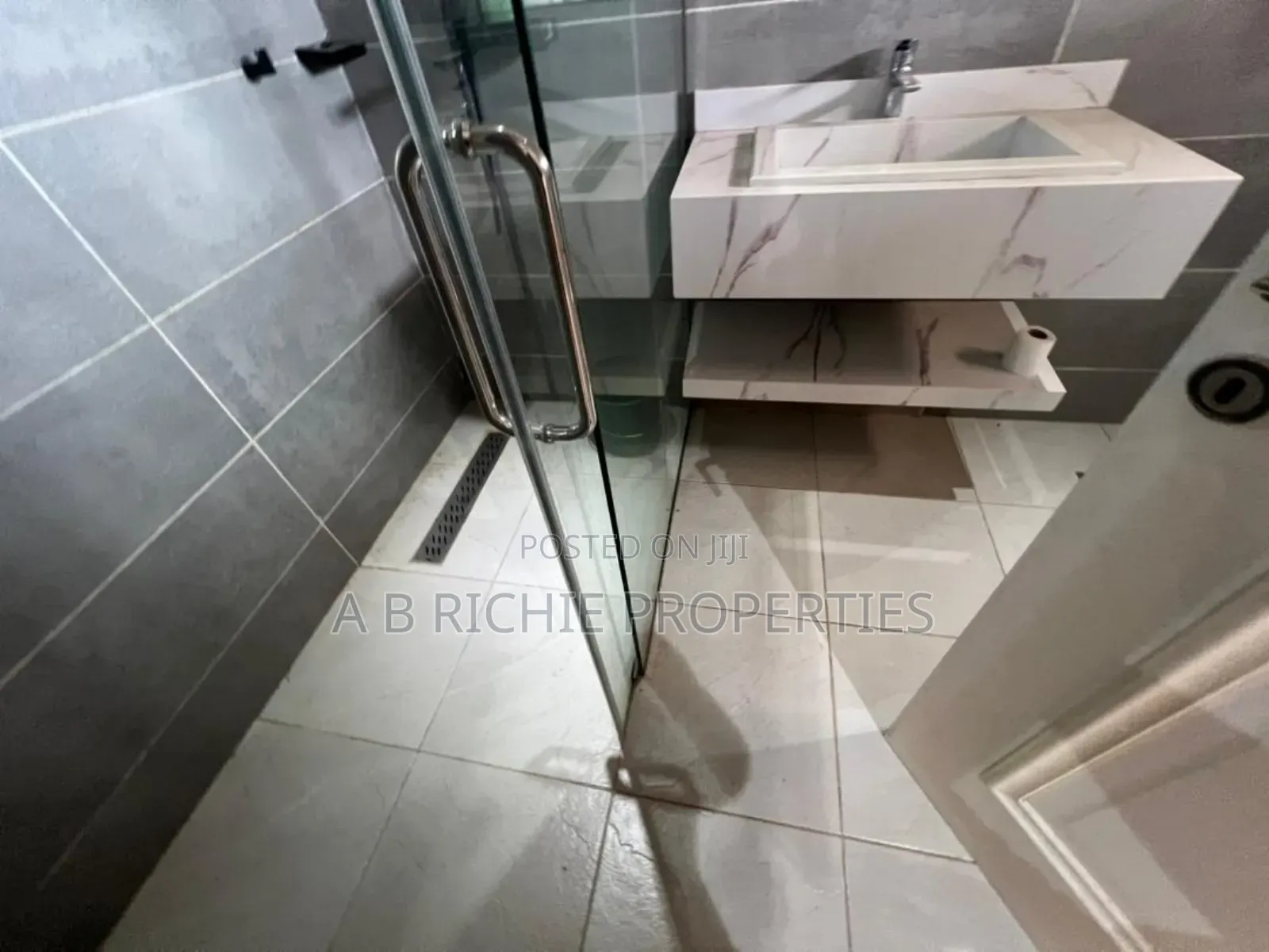 4bdrm House in Ab Richie Properties, East Legon for rent