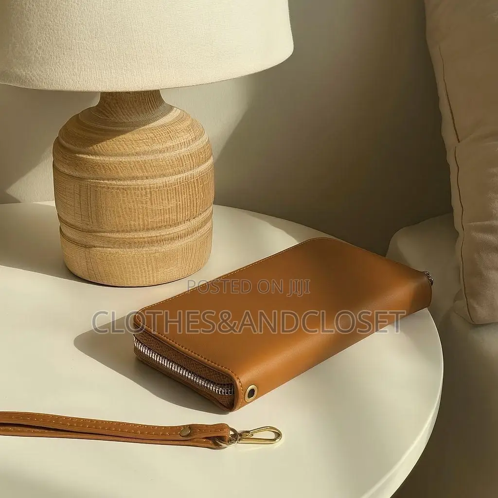 Lady Luxe Purse