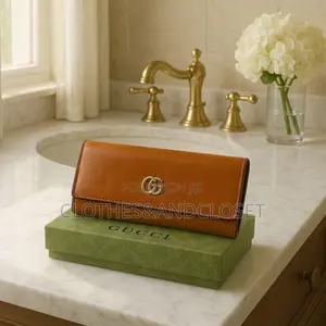 Lady Luxe Purse