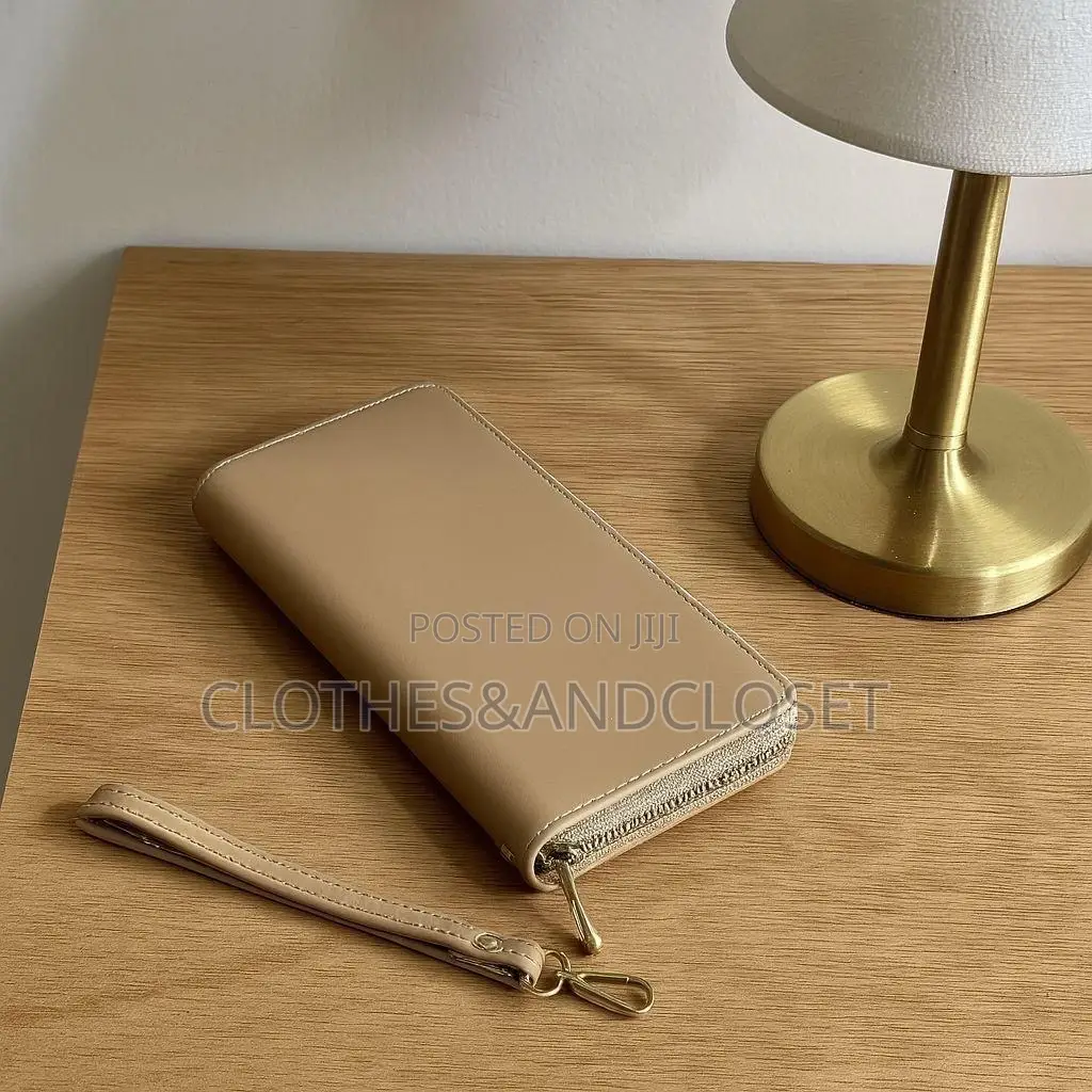 Lady Luxe Purse