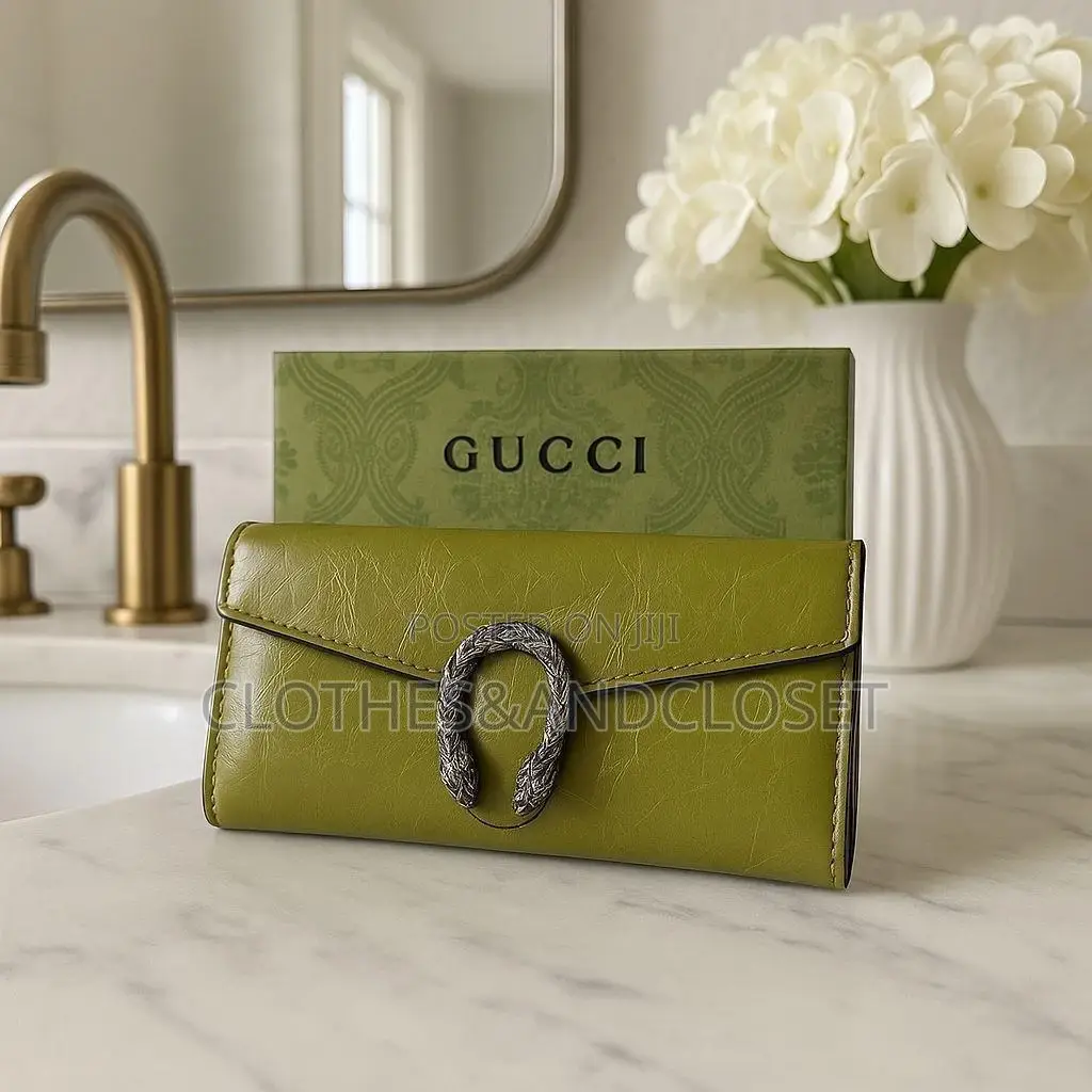 Everyday Glam Purse