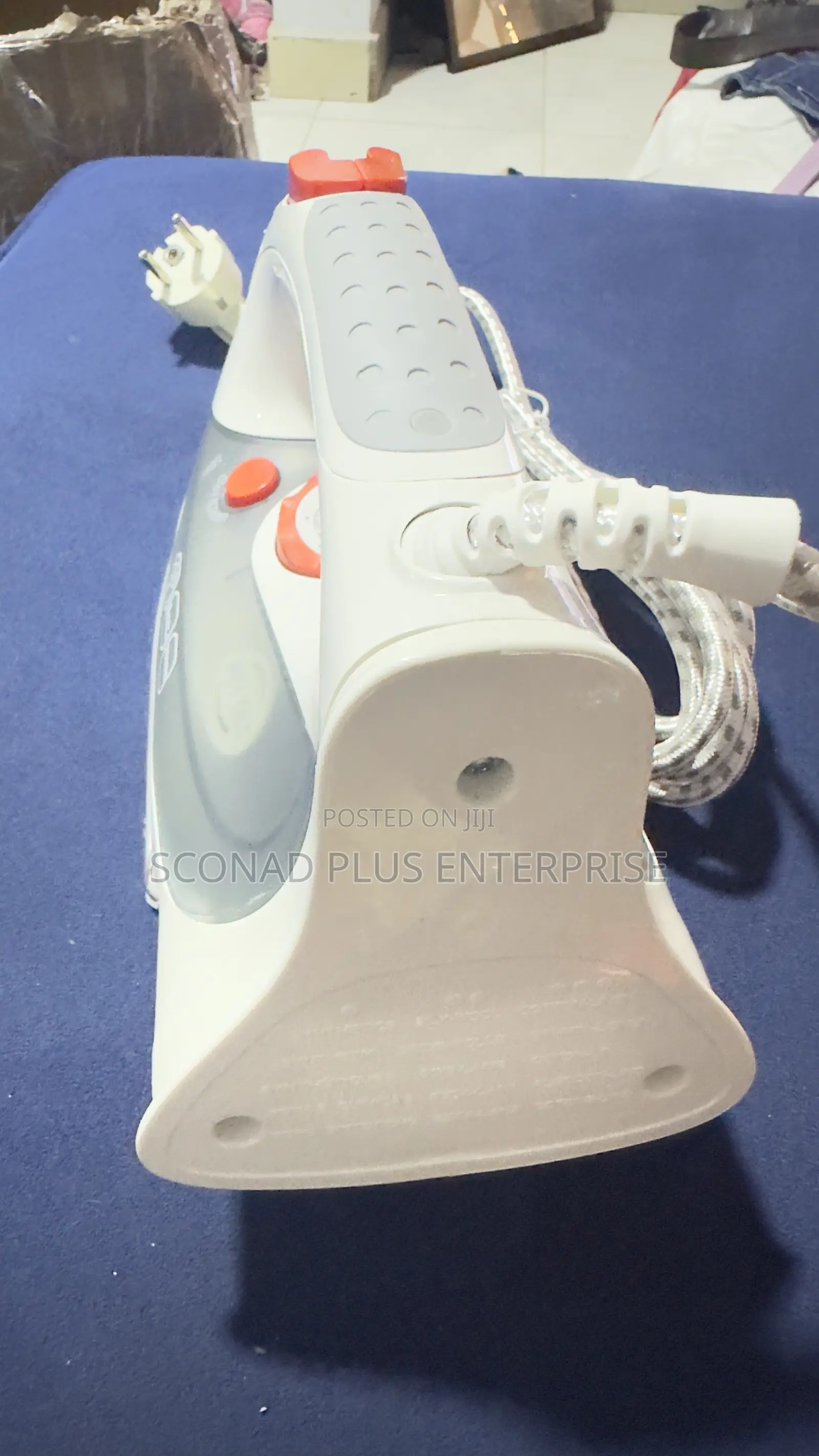 Black and Decker Steam Iron