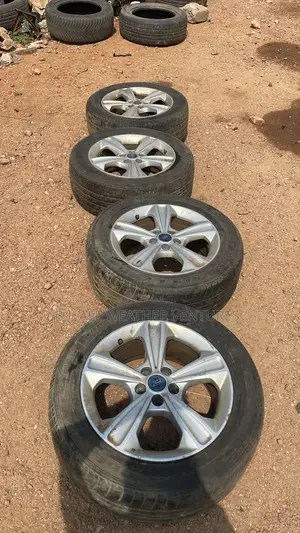 2014 Ford Escape Rim Tire