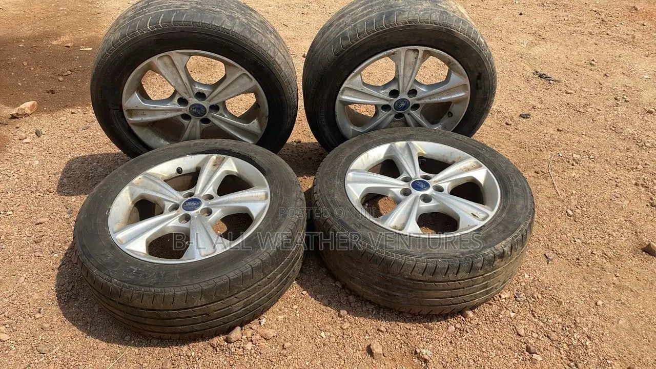 2014 Ford Escape Rim Tire